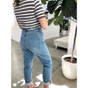 EVERLANE High Waist Cheeky Straight Jean